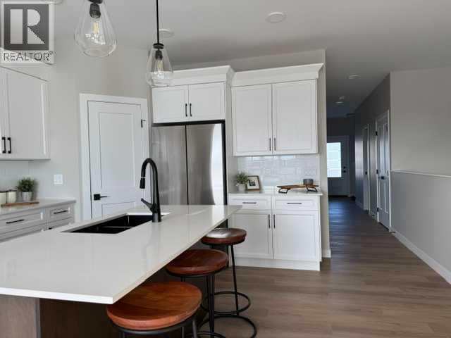 9 Gray Close Property Photo 24