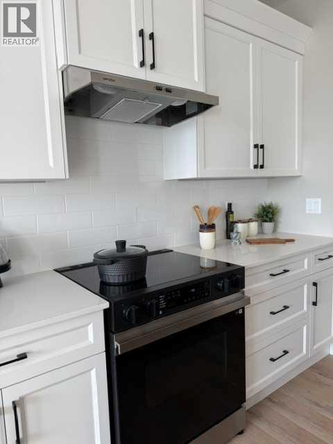 9 Gray Close Property Photo 25