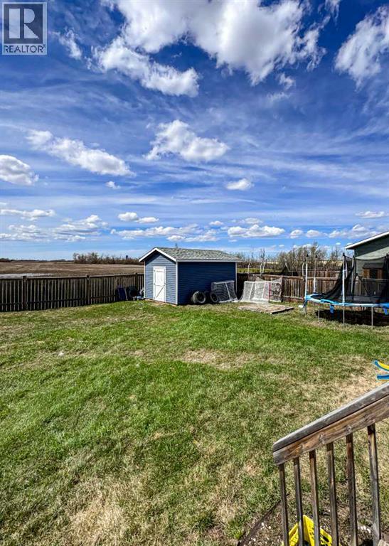 9718 103 Street Property Photo 4