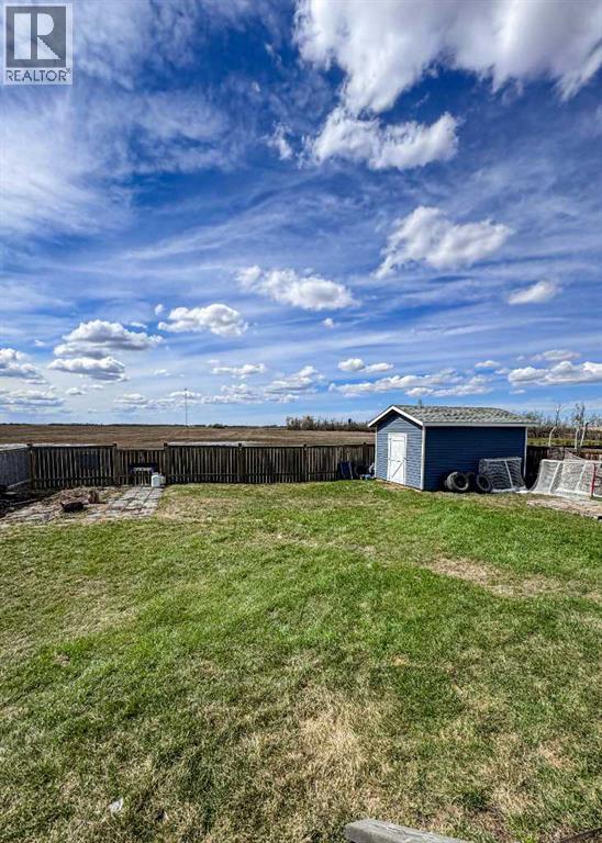 9718 103 Street Property Photo 5