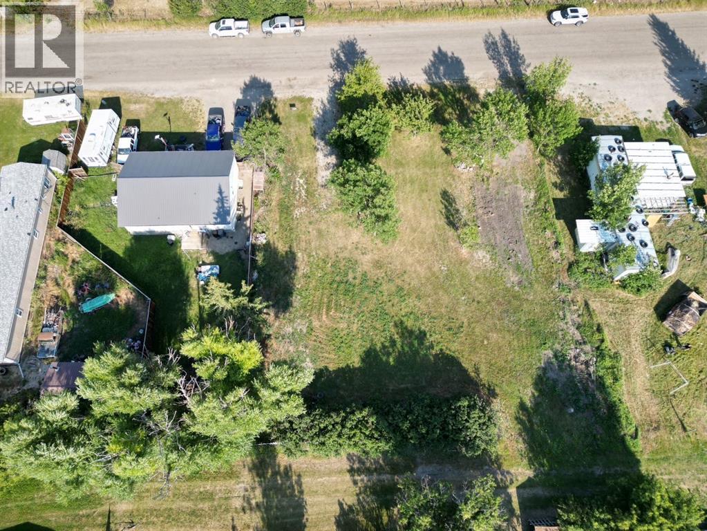 837 2 Street E Property Photo 1