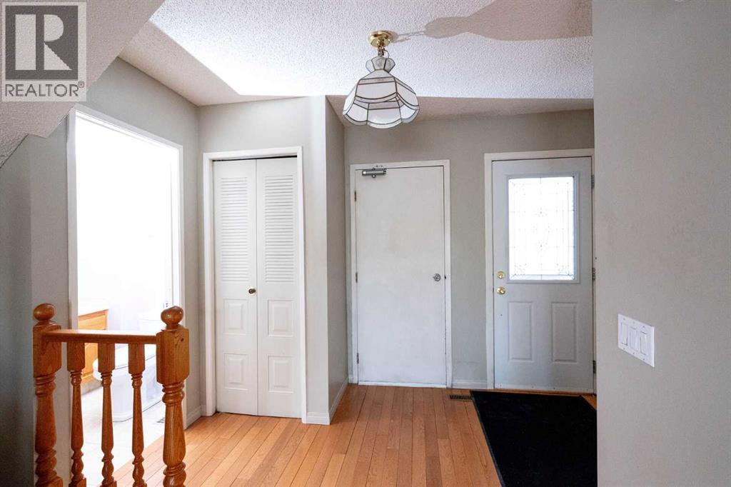228 Theodore Place Northwest Property Photo 6