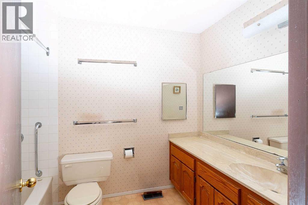 228 Theodore Place Northwest Property Photo 27