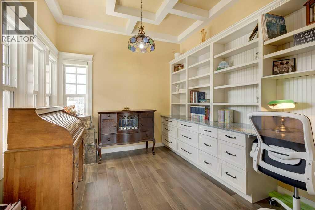 1233 Hillcrest Manor Estates Property Photo 13