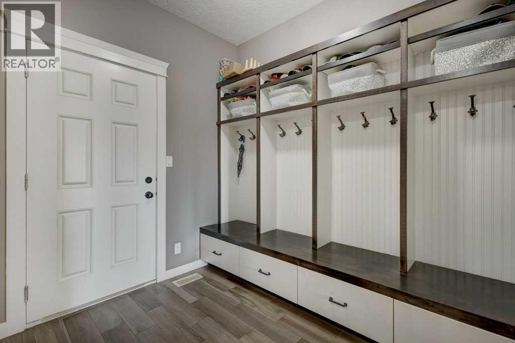 1233 Hillcrest Manor Estates Property Photo 16