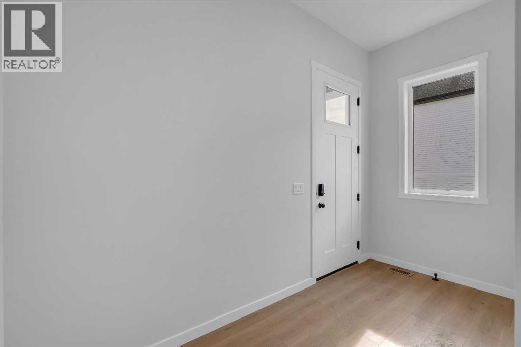 107 Bartlett Row Se Property Photo 2