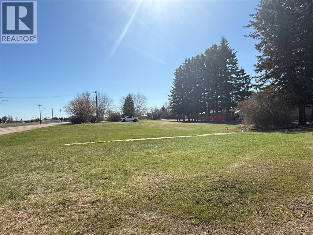 4911 48 Avenue Property Photo 5