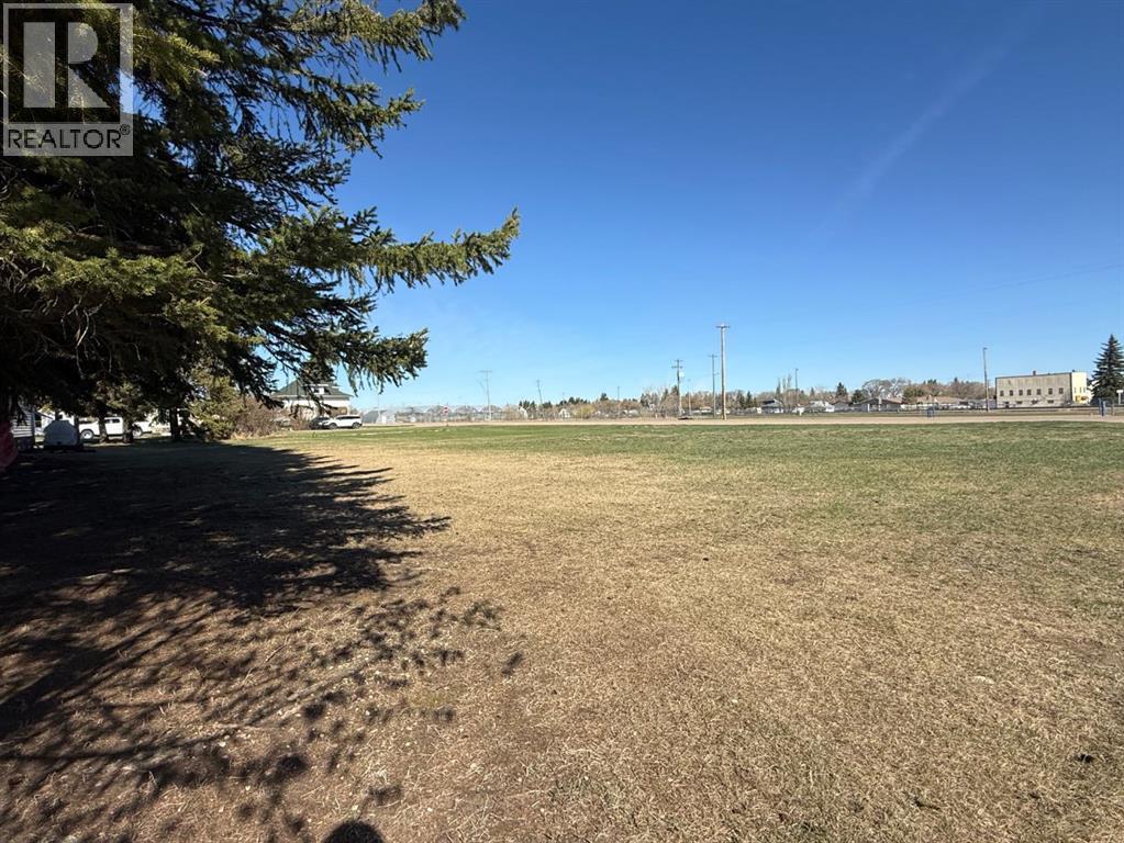 4911 48 Avenue Property Photo 8
