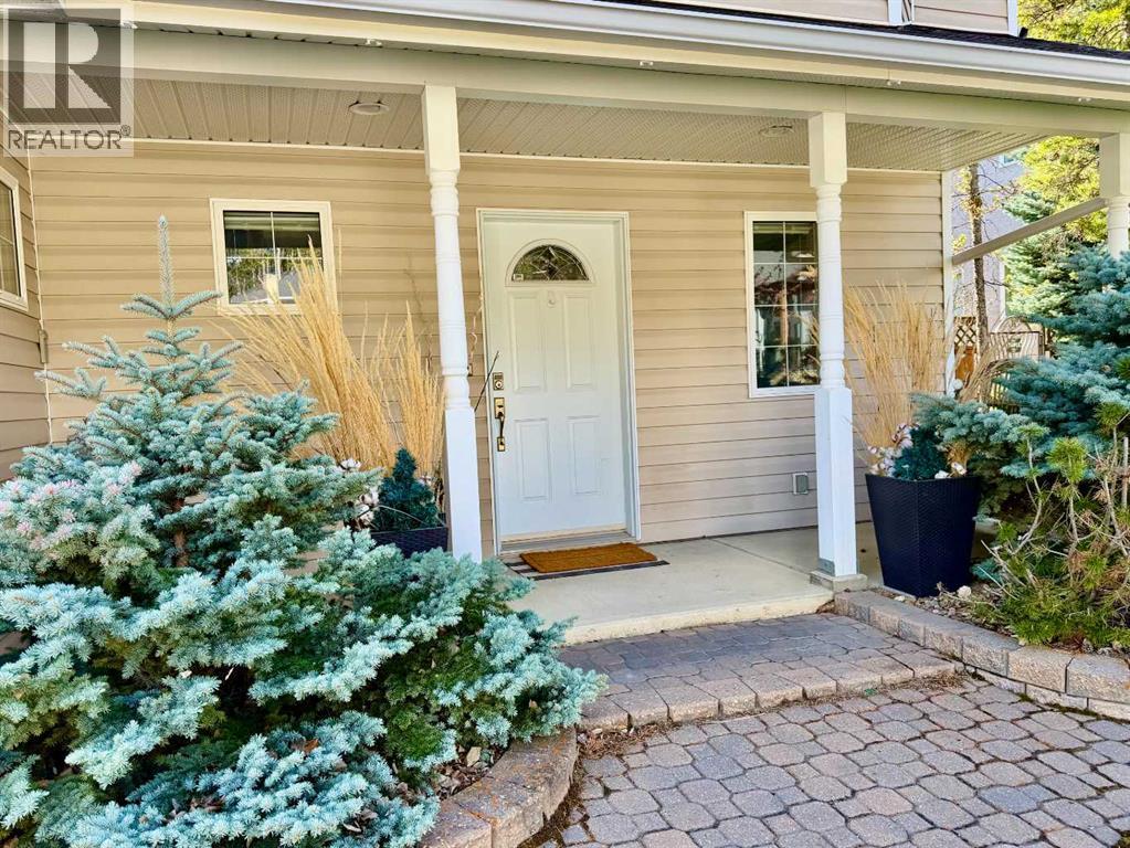 1726 113 Street Property Photo 2