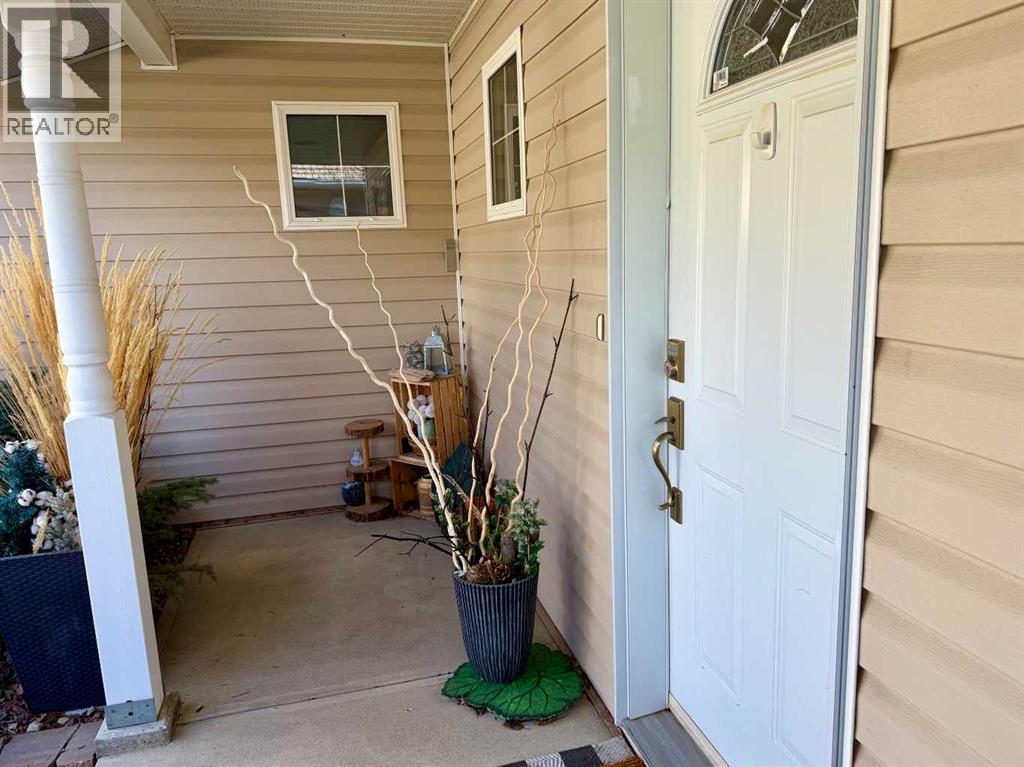 1726 113 Street Property Photo 3