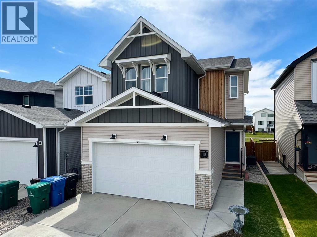 18 Blackwolf Pass N Property Photo 1