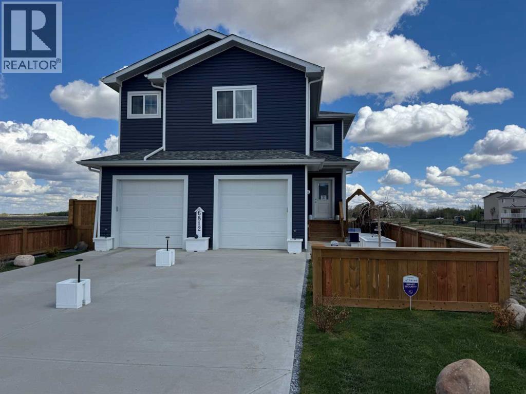 6812 50 Avenue Property Photo 1