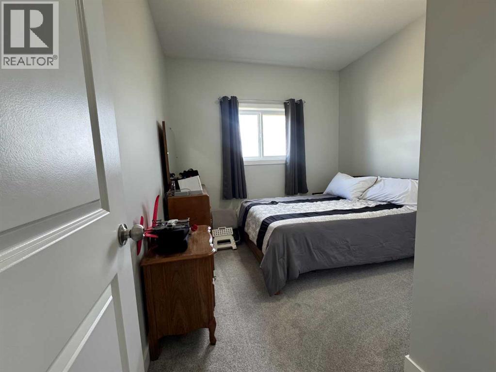 6812 50 Avenue Property Photo 39