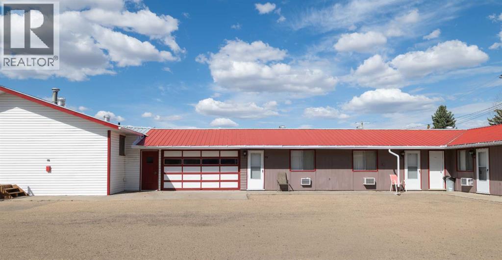 5507 50th Street Property Photo 5