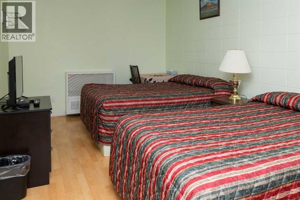 5507 50th Street Property Photo 10