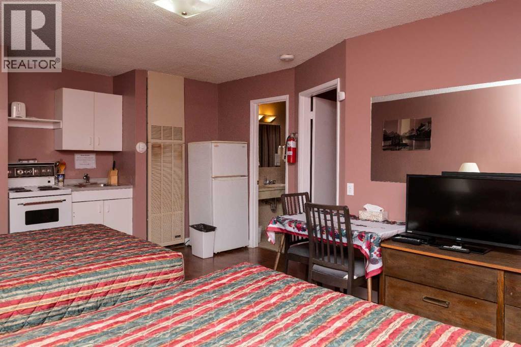 5507 50th Street Property Photo 12