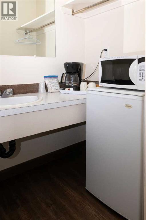 5507 50th Street Property Photo 18
