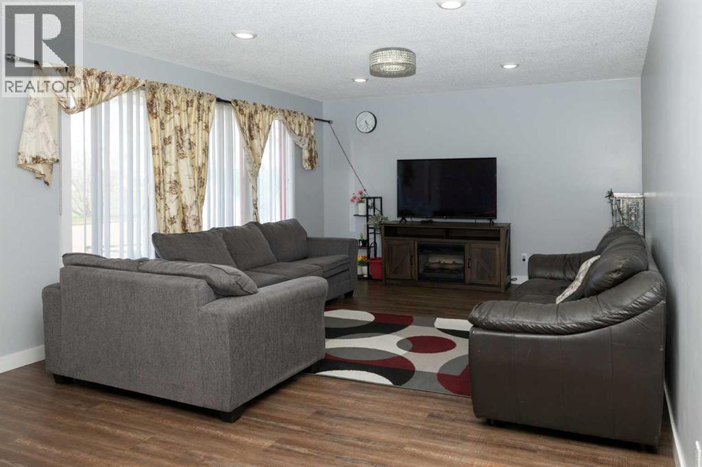 5507 50th Street Property Photo 35