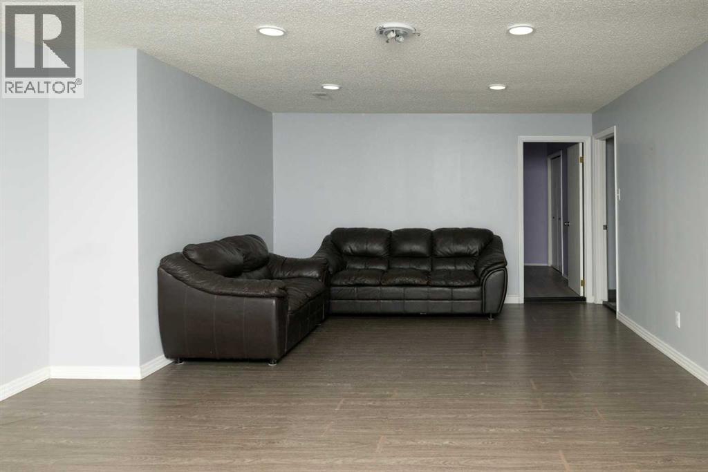 5507 50th Street Property Photo 43