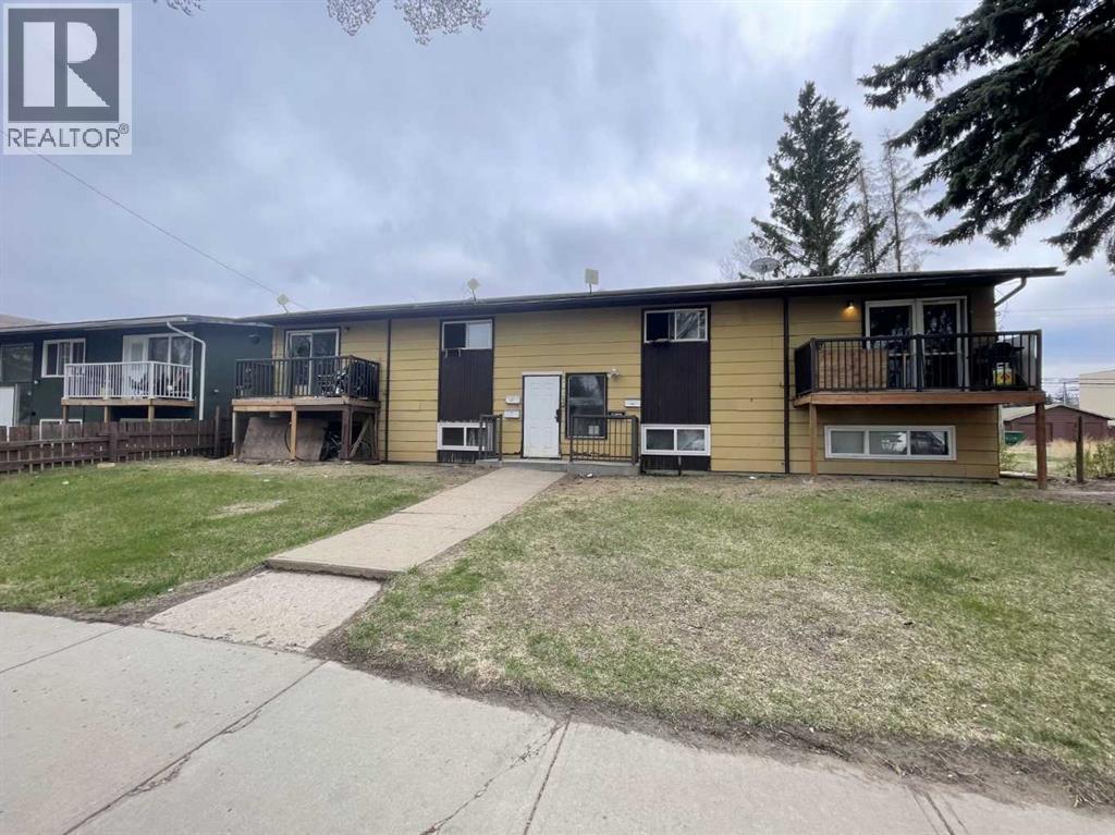 4715 45 Street Property Photo 1