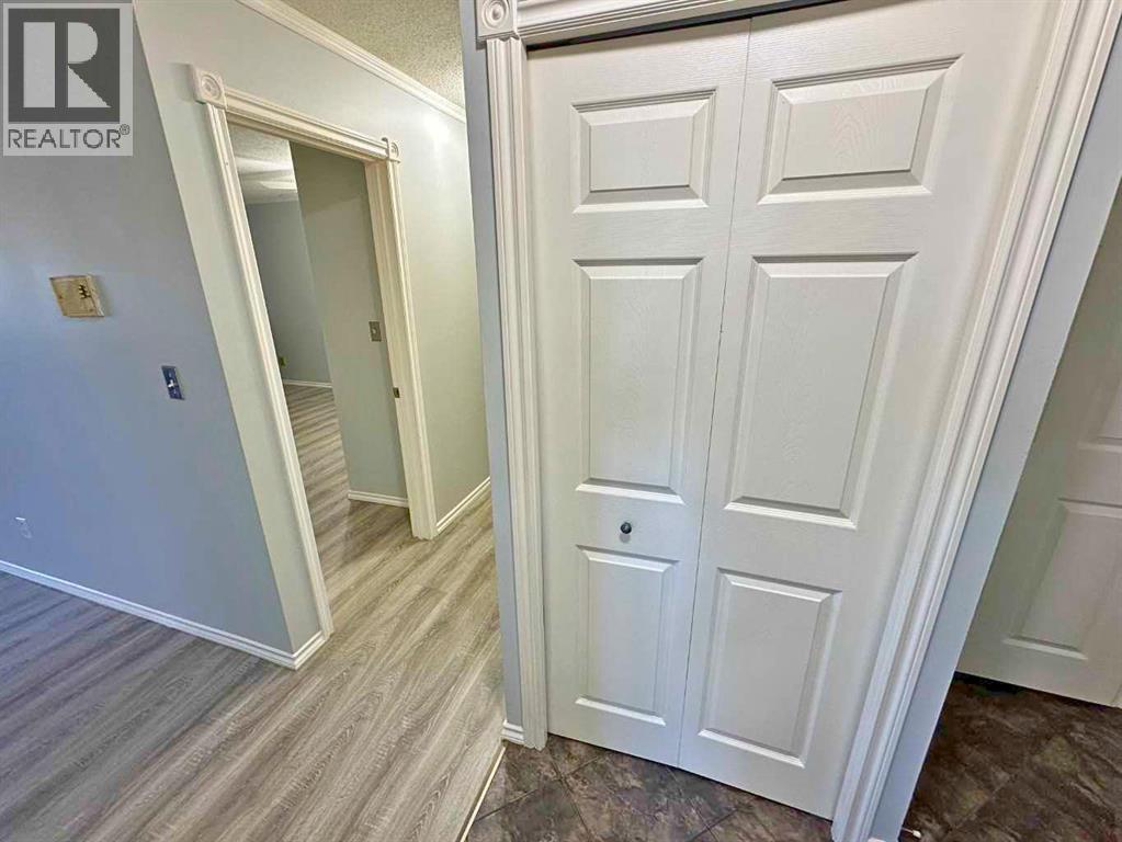 7031 Gray Drive Property Photo 14