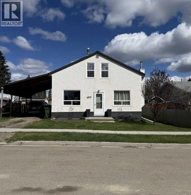 4820 17 Avenue Property Photo 1