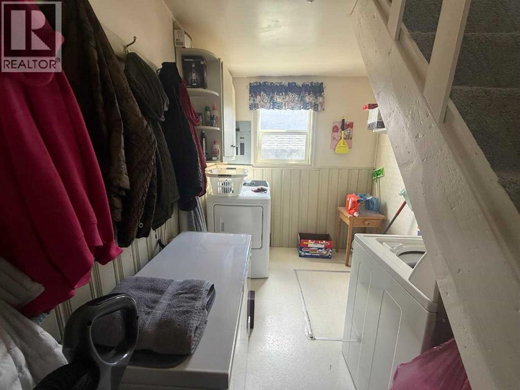 4820 17 Avenue Property Photo 27