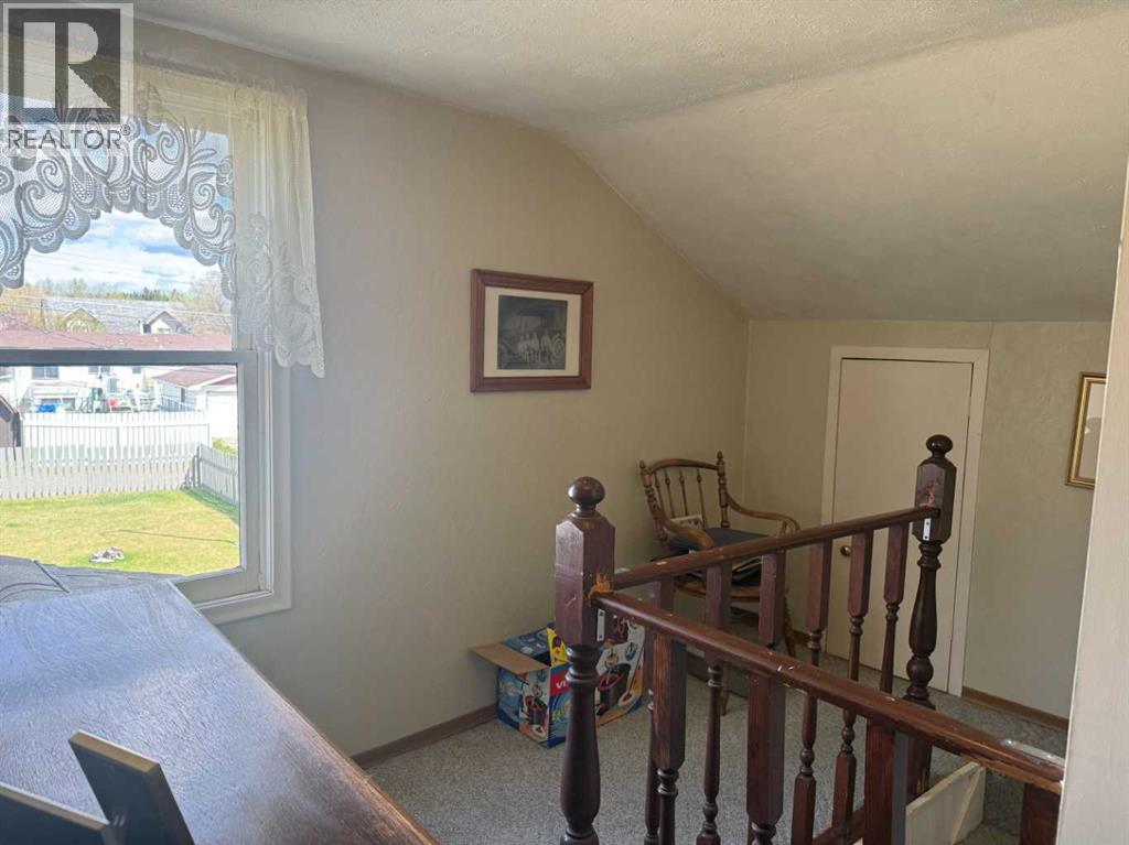4820 17 Avenue Property Photo 29
