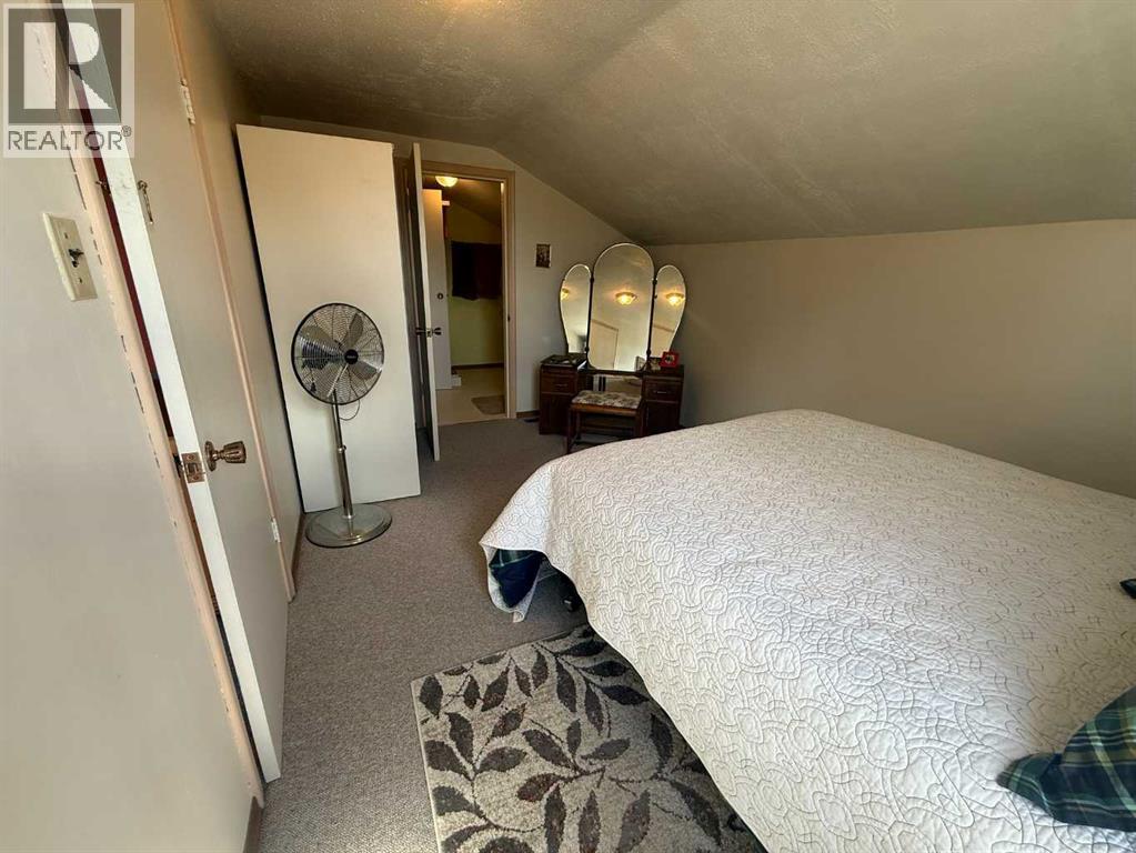 4820 17 Avenue Property Photo 34