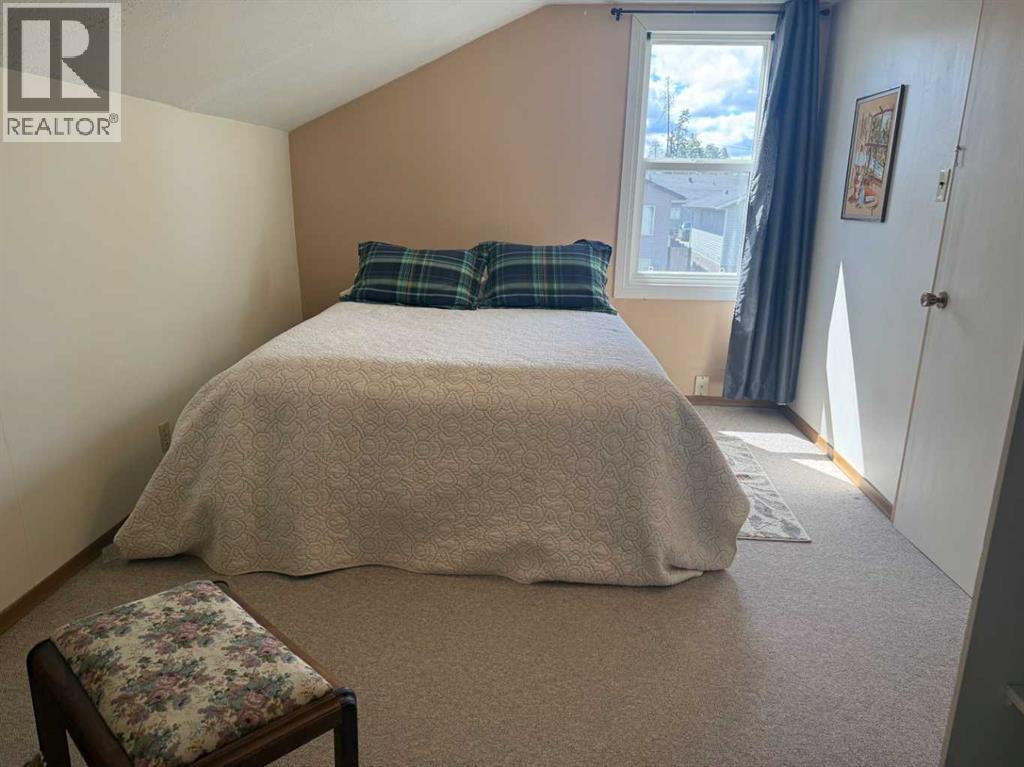 4820 17 Avenue Property Photo 35