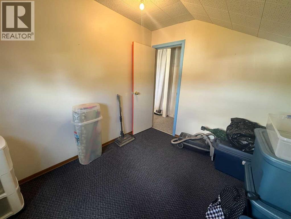 4820 17 Avenue Property Photo 38