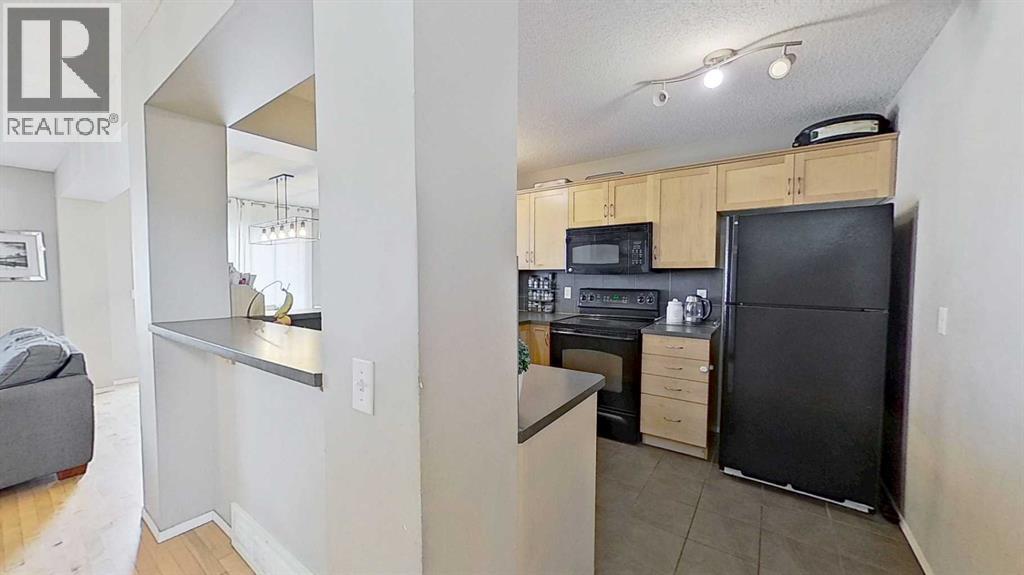 17 Sunset Heights Property Photo 9