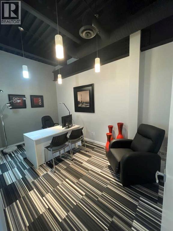 11731 105 Street Property Photo 3