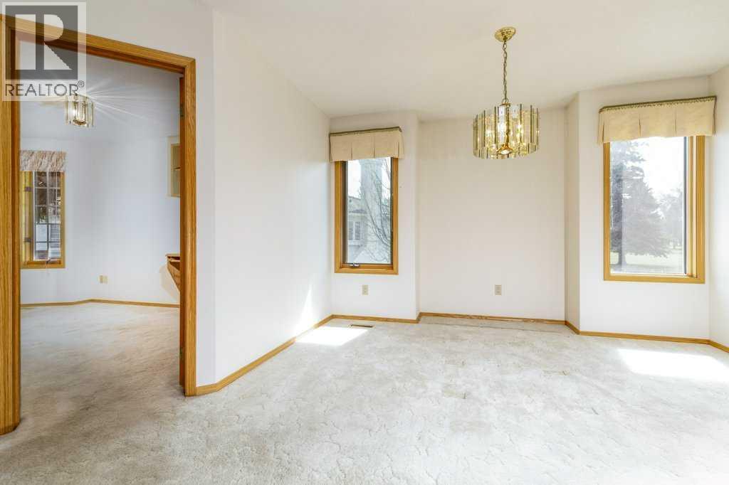 4700 Fountain Drive Property Photo 6