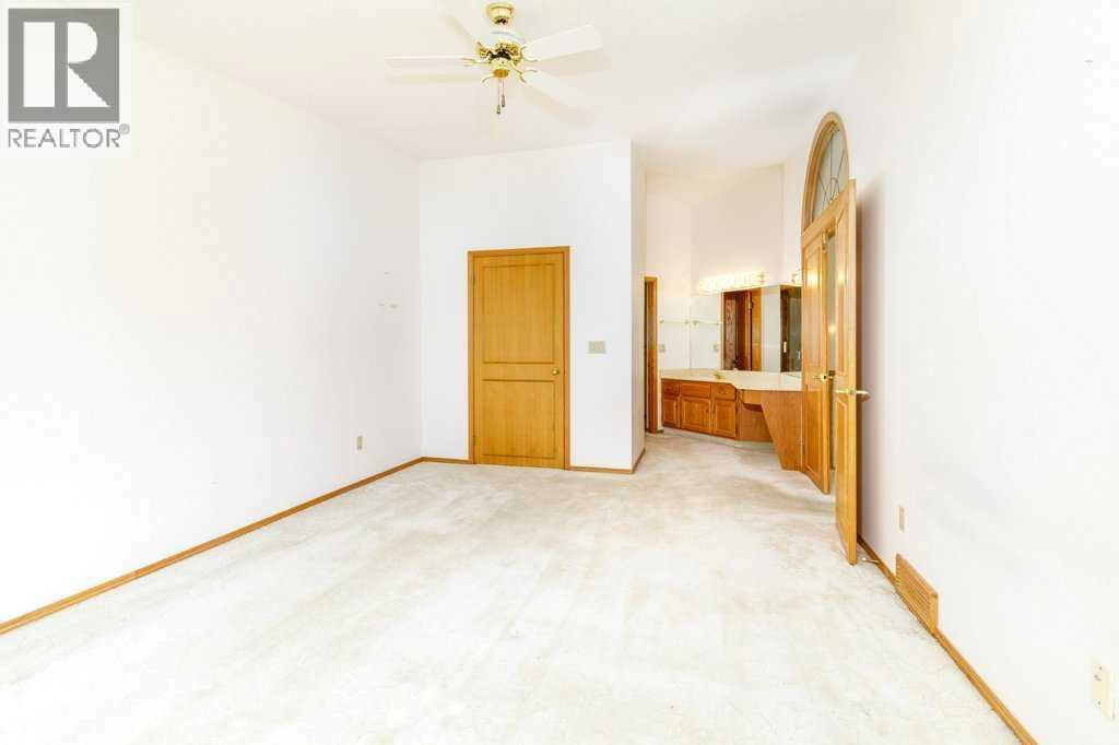 4700 Fountain Drive Property Photo 15