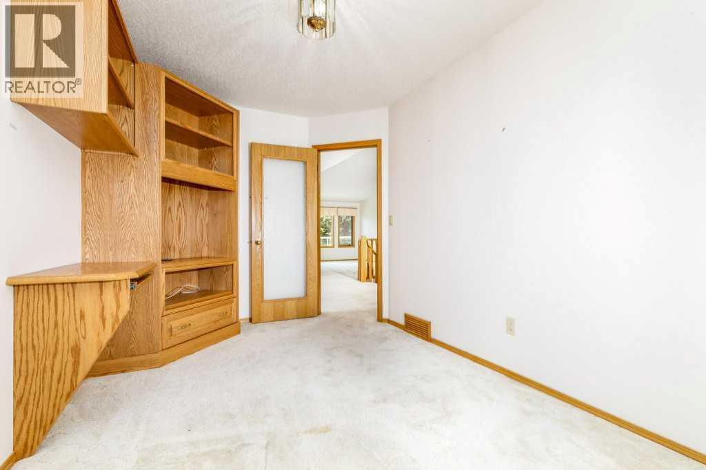 4700 Fountain Drive Property Photo 23