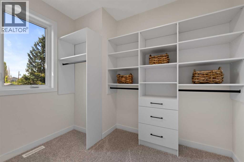 4608 81 Street Nw Property Photo 33