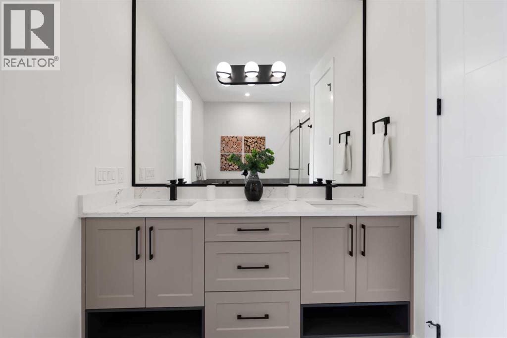 4608 81 Street Nw Property Photo 36