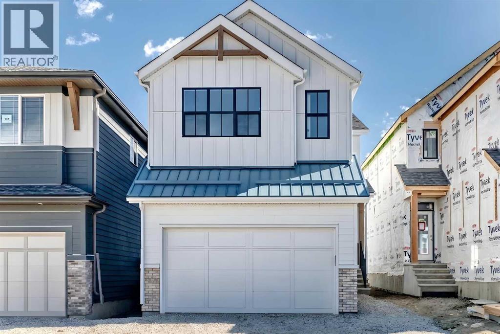 103 Mercado Crescent Se Property Photo 1