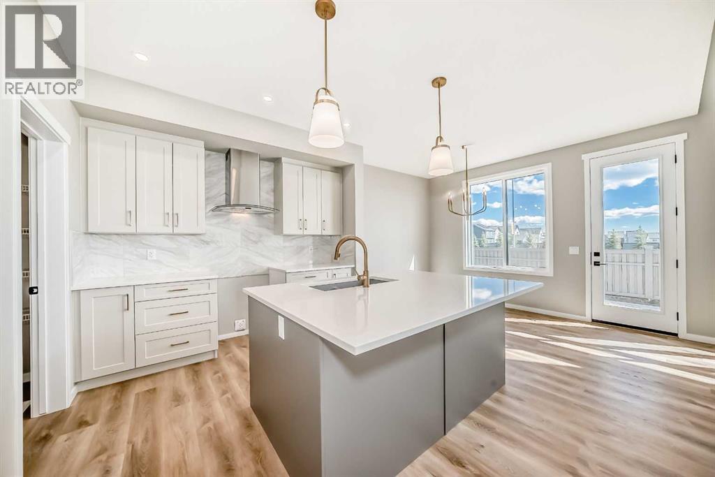 103 Mercado Crescent Se Property Photo 15