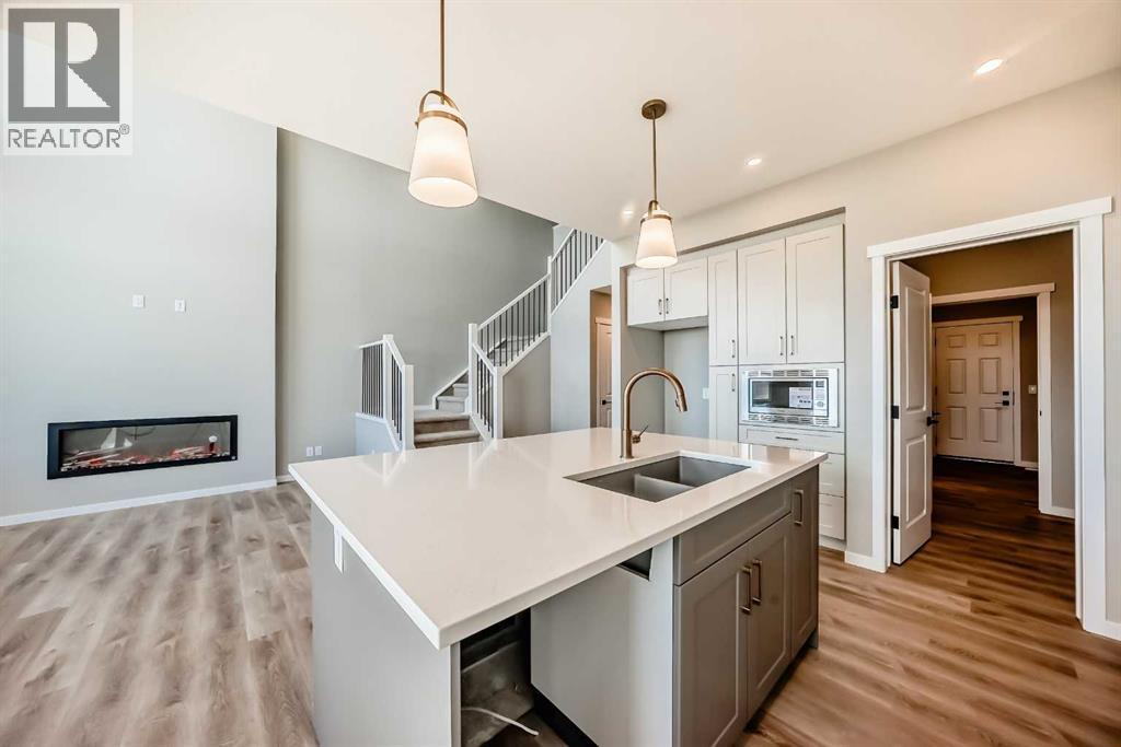 103 Mercado Crescent Se Property Photo 17