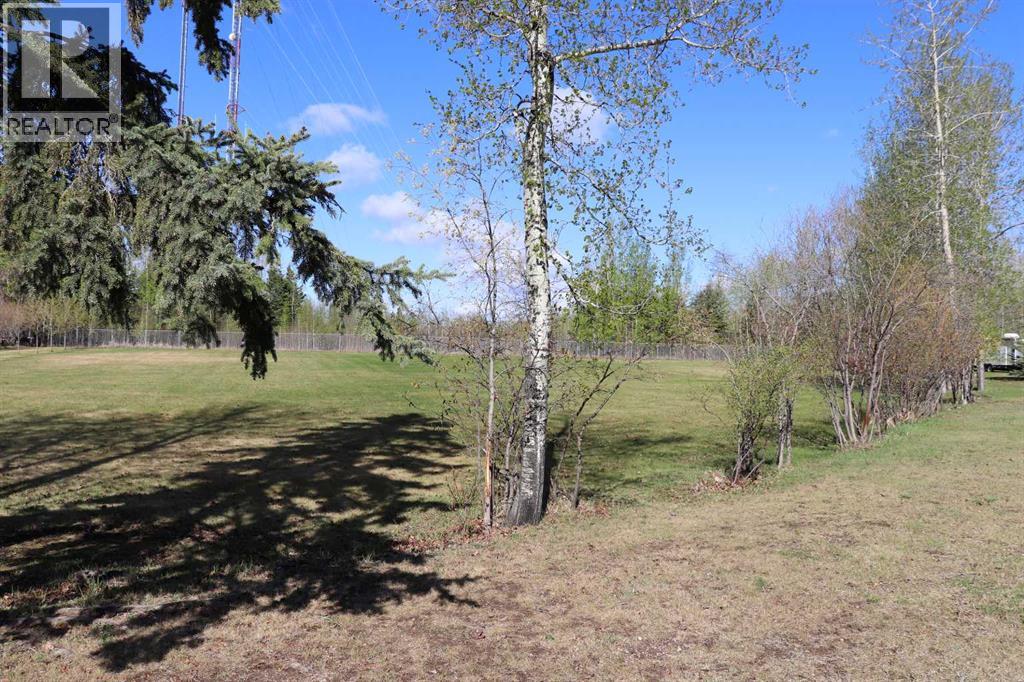 1882 63 Street Property Photo 4