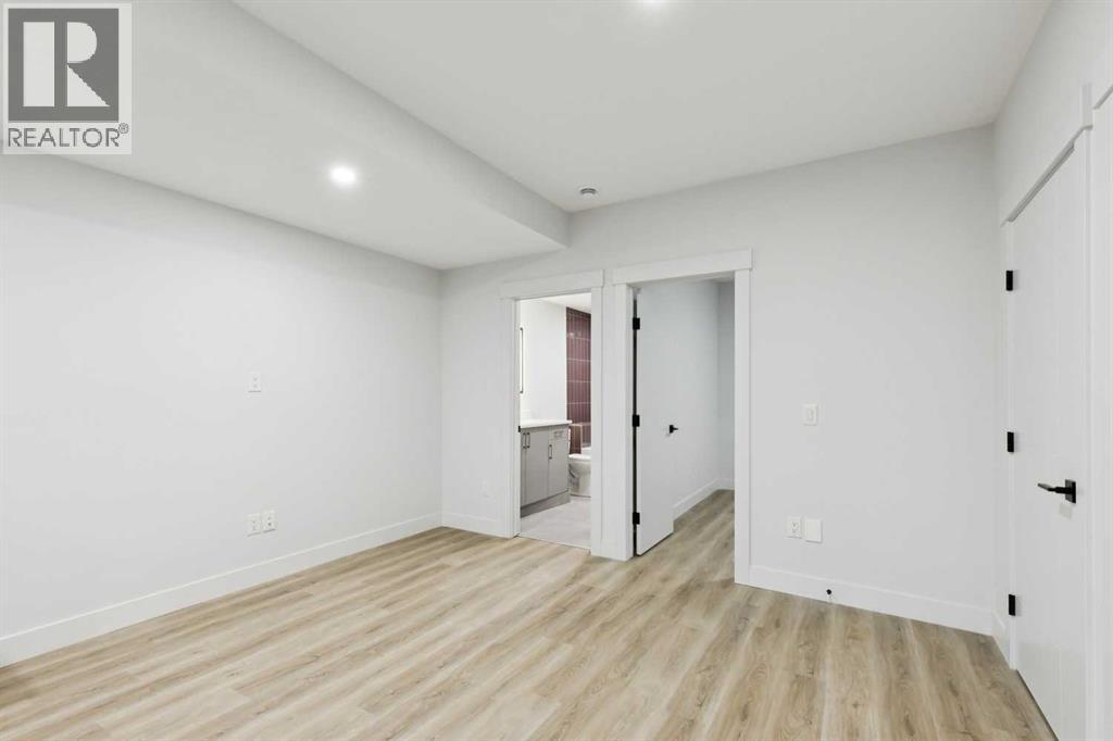 2622 30 Street Sw Property Photo 38