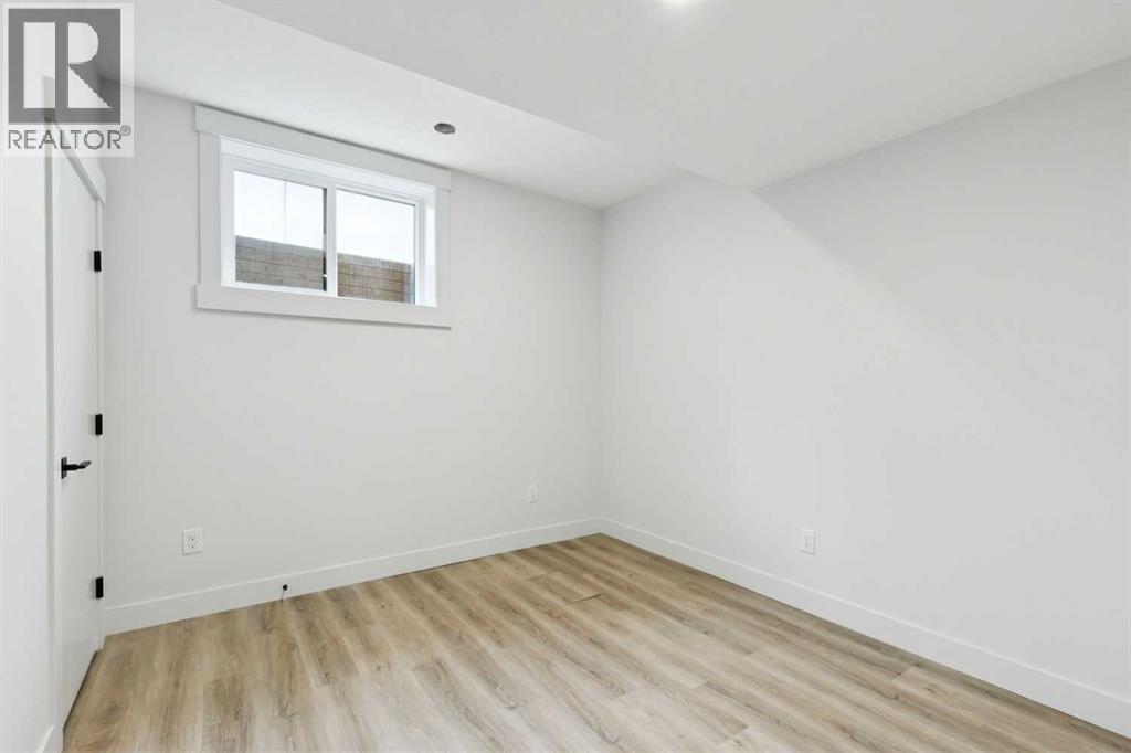2622 30 Street Sw Property Photo 44