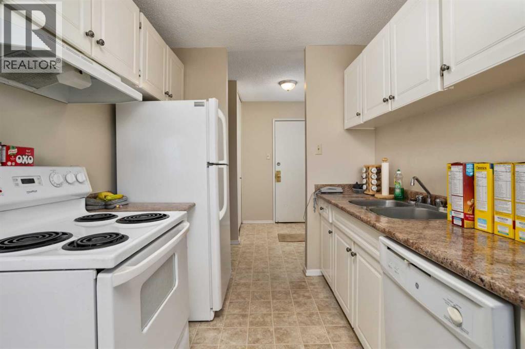 4501 51 Street Property Photo 2