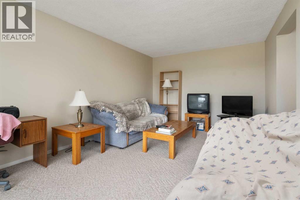 4501 51 Street Property Photo 10