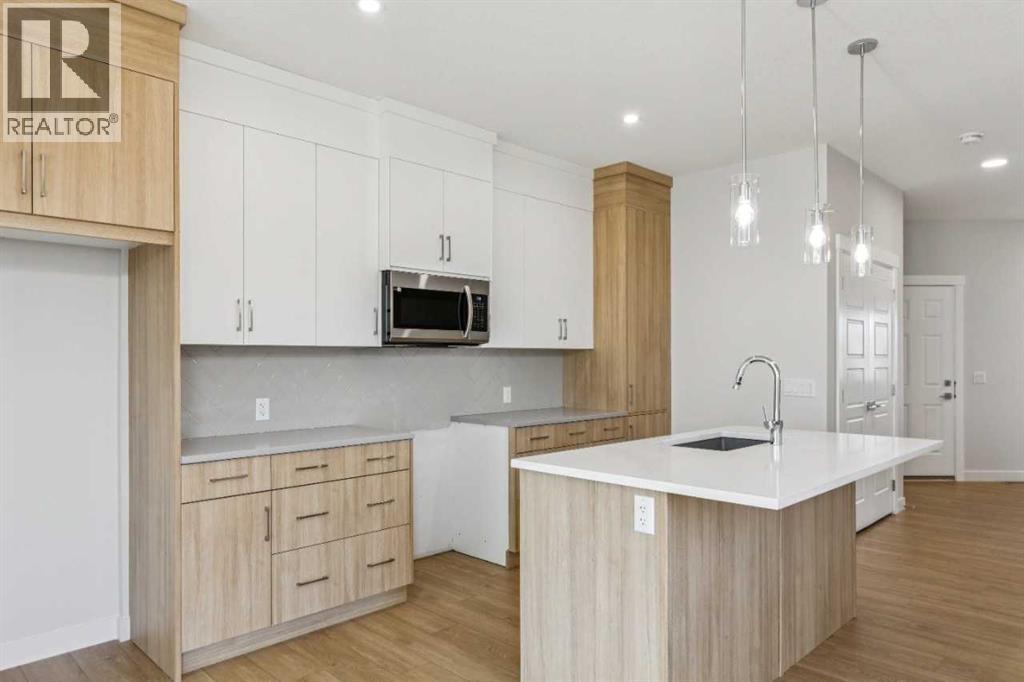 73 Southborough Square Property Photo 11