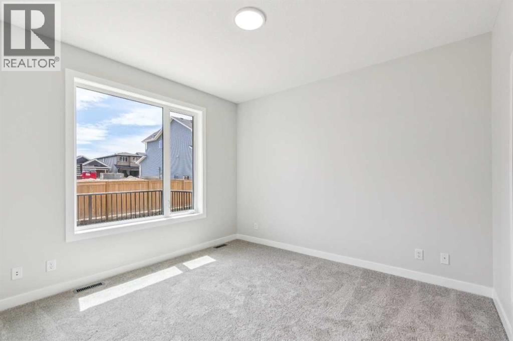 73 Southborough Square Property Photo 18