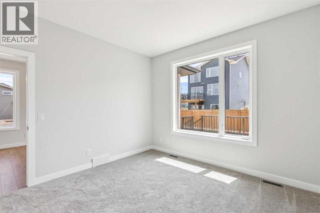 73 Southborough Square Property Photo 19