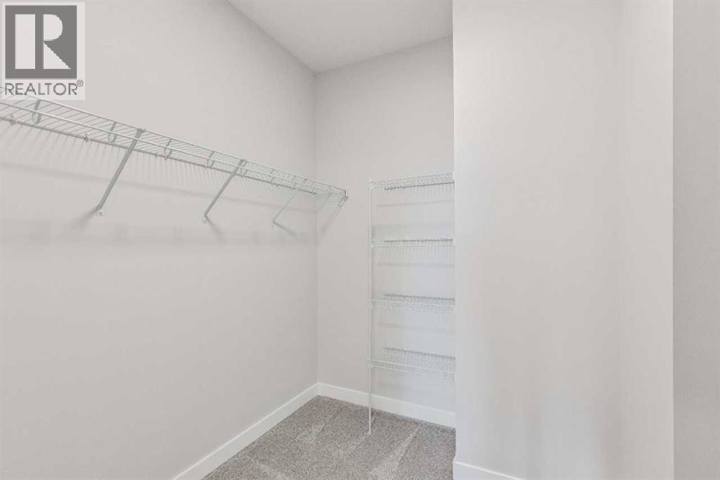 73 Southborough Square Property Photo 22